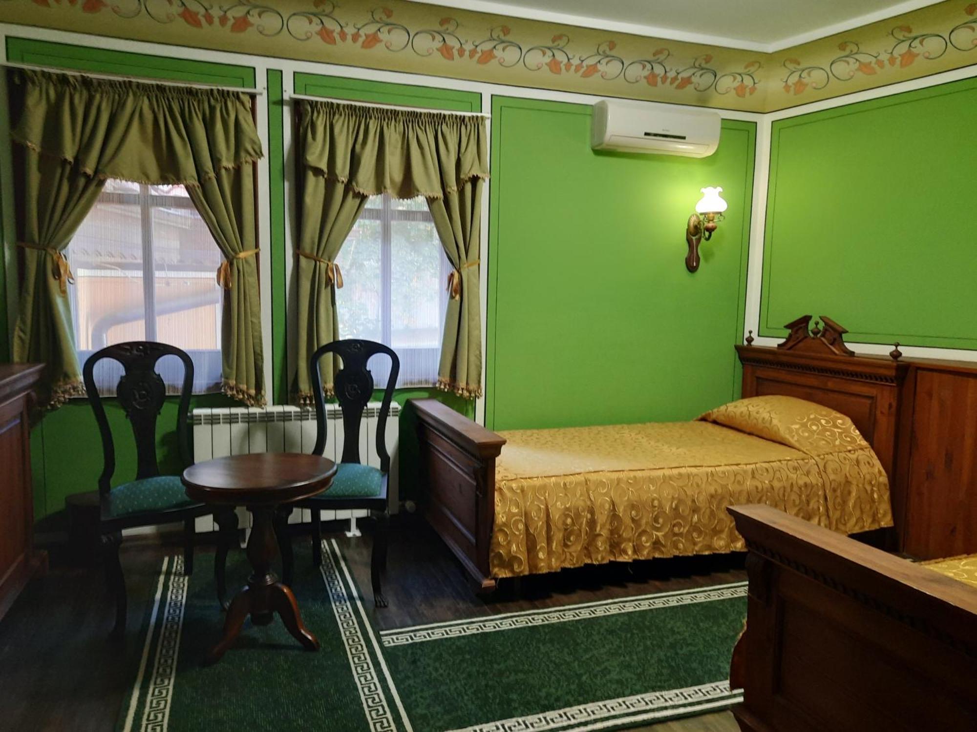 Family Hotel At Renaissance Square 플로브디프 외부 사진