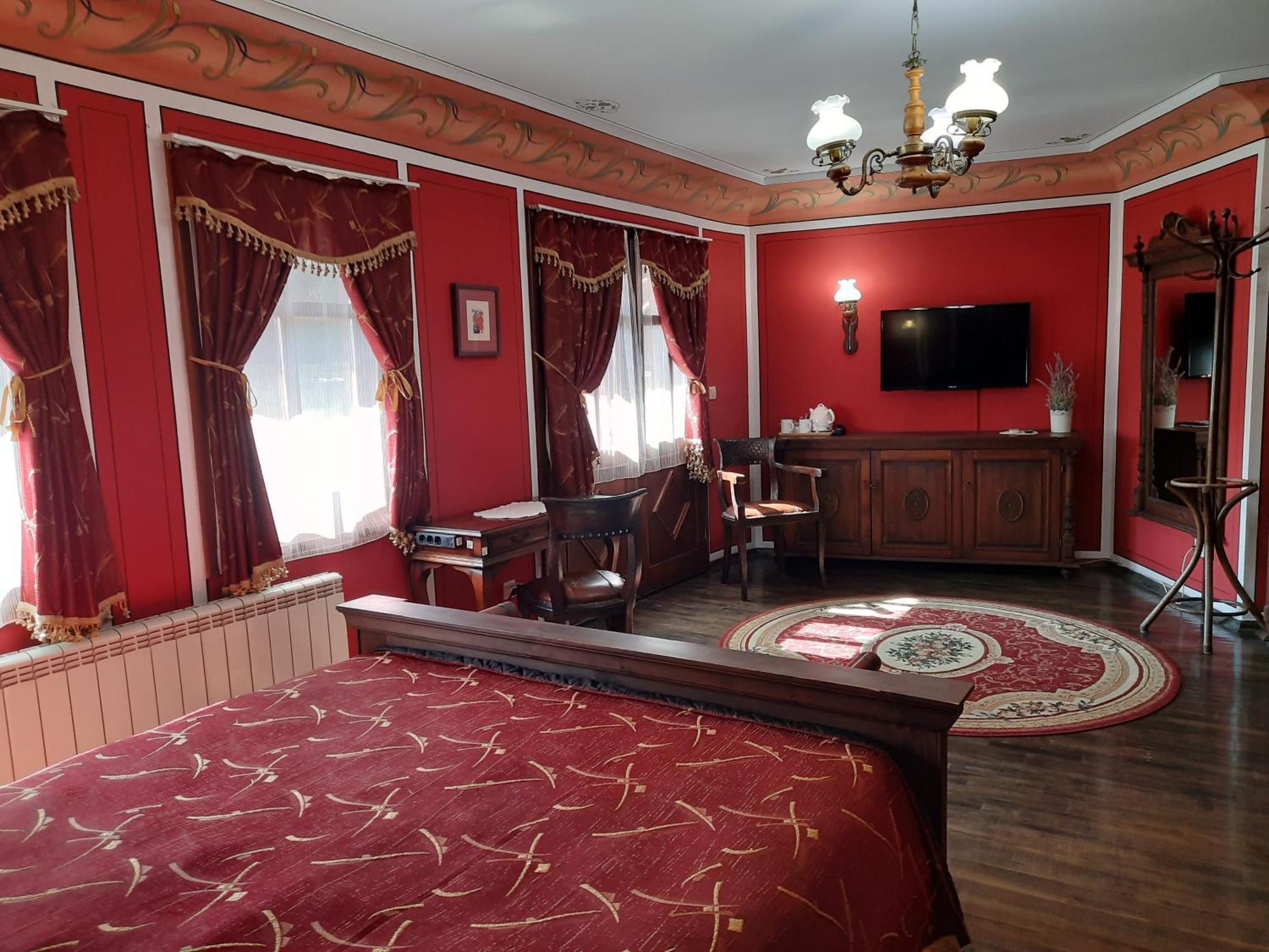 Family Hotel At Renaissance Square 플로브디프 외부 사진
